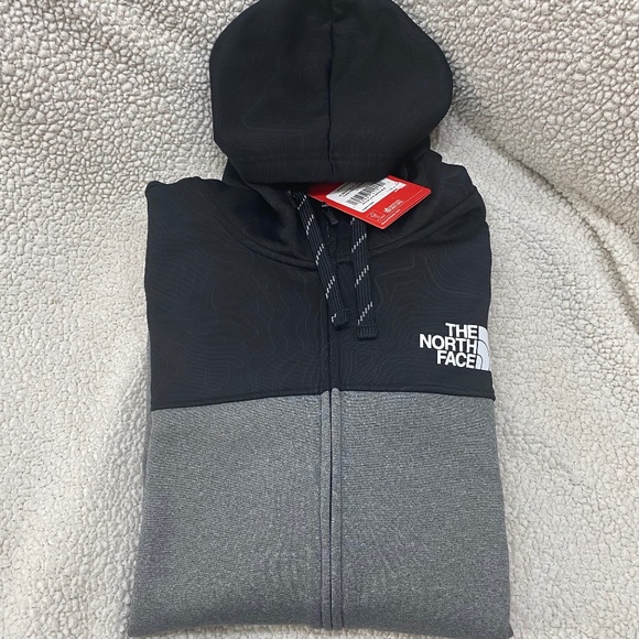 The North Face Other - NWT The North Face Full Zip Hoodie in grey and black pattern sz Large
